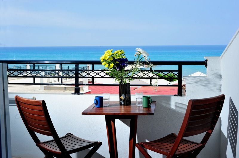 Astoria Hotel Khartáta Екстериор снимка