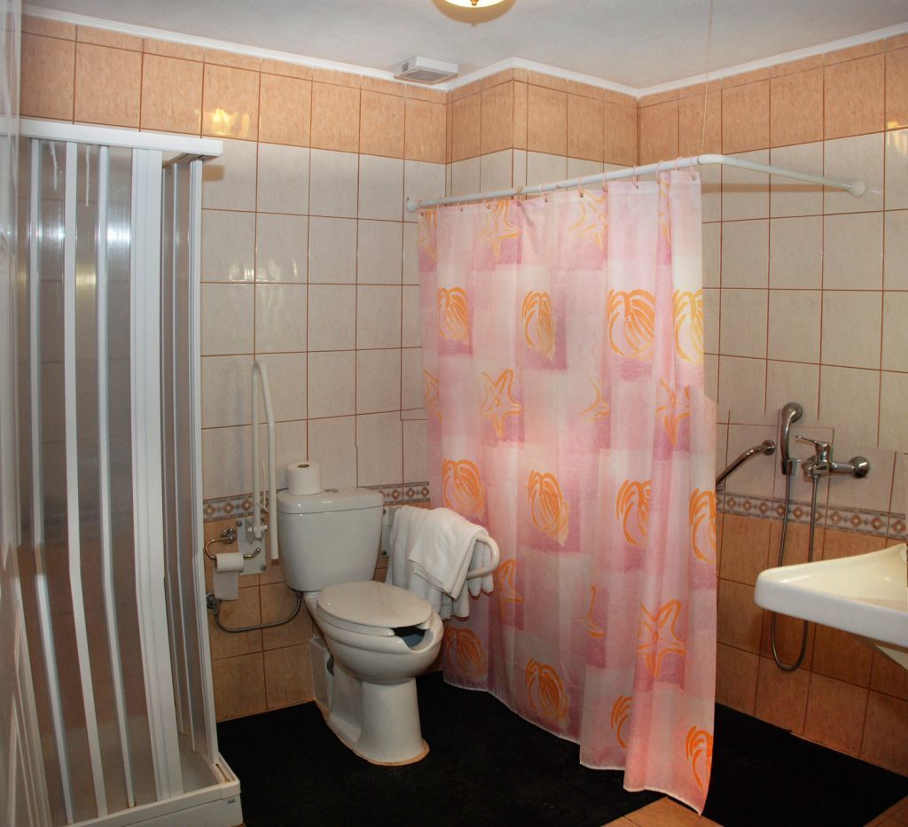 Astoria Hotel Khartáta Екстериор снимка