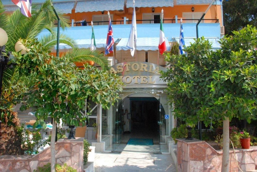 Astoria Hotel Khartáta Екстериор снимка