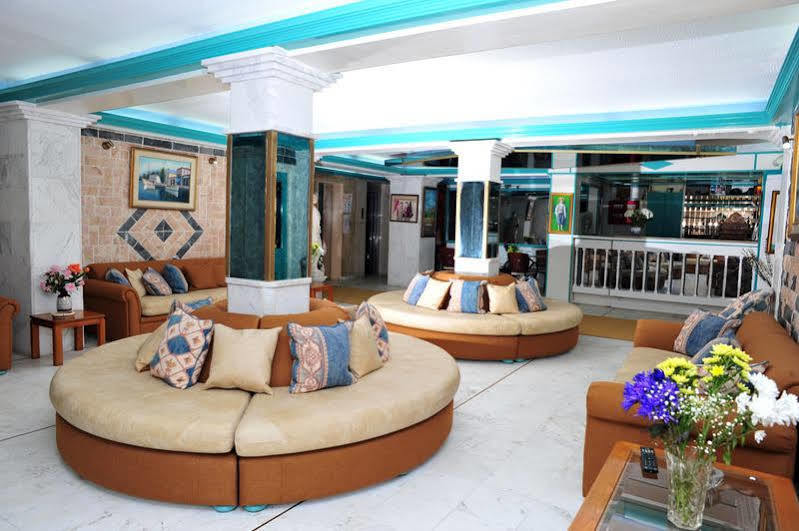 Astoria Hotel Khartáta Екстериор снимка