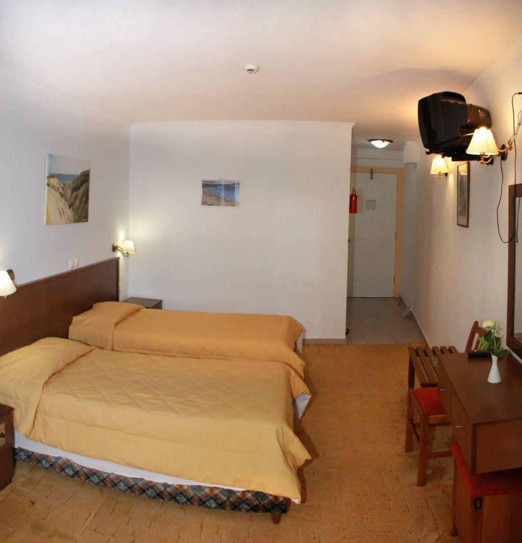 Astoria Hotel Khartáta Екстериор снимка